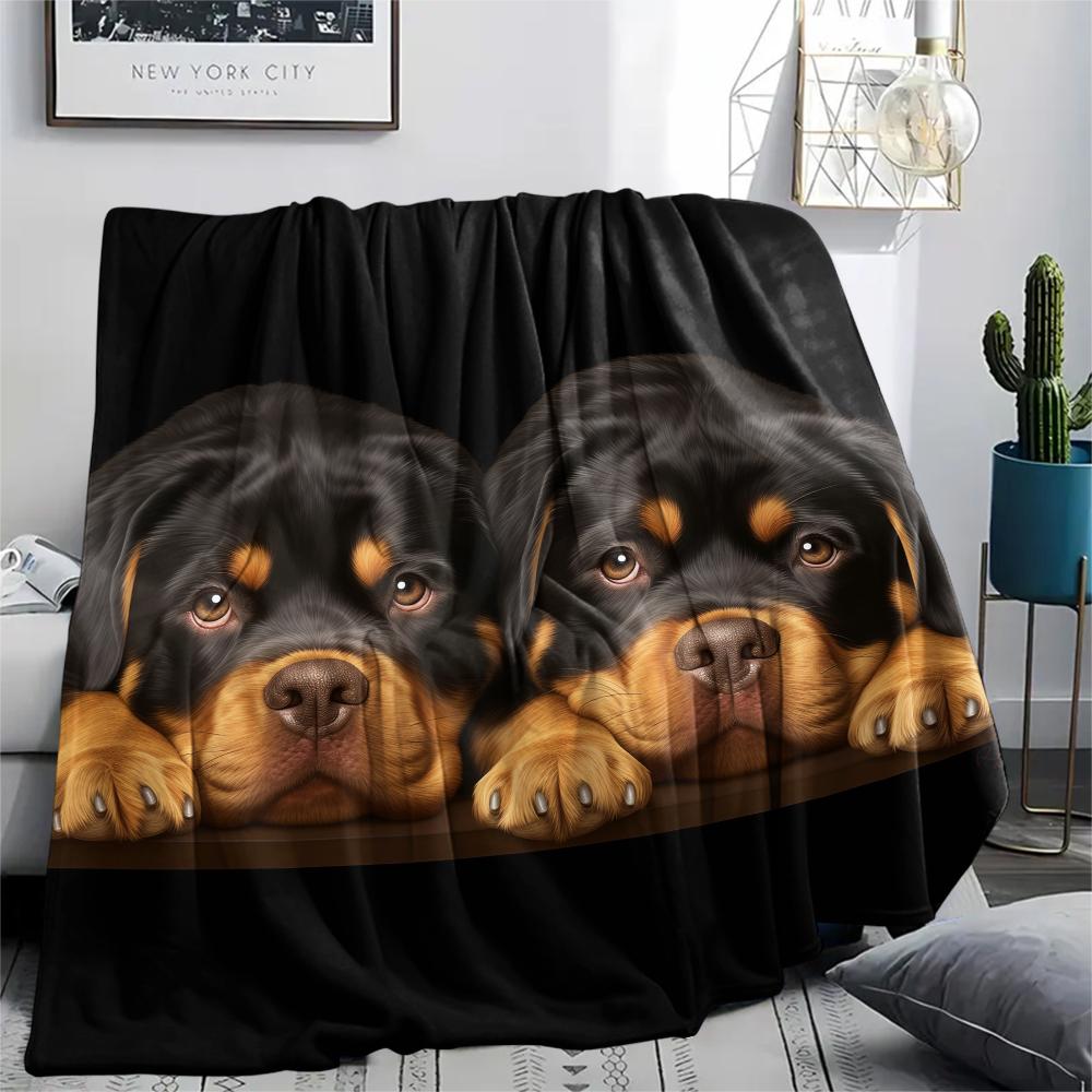 Black Rottweiler,pattern Flannel Blanket, High quality Comfortable for All Seasons, Home Decor, Warmth and Comfort, Perfect for Gifts.