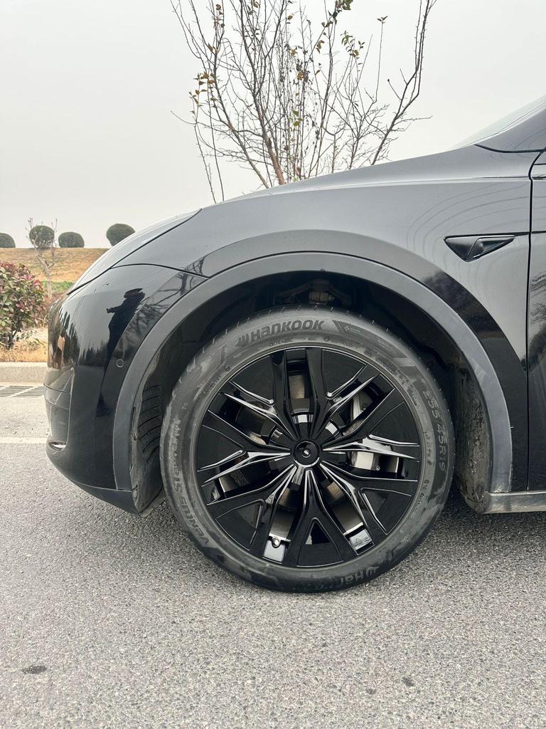 19-дюймовый декоративный колпак для колес Tesla Model Y (2021-2024 гг.) - Полная защита