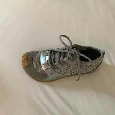 Версия из коровьей кожи~ Кожаные немецкие тренировочные туфли женские асимметричные туфли с большой головой дышащие модные повседневные кроссовки Forrest Gump из сетки