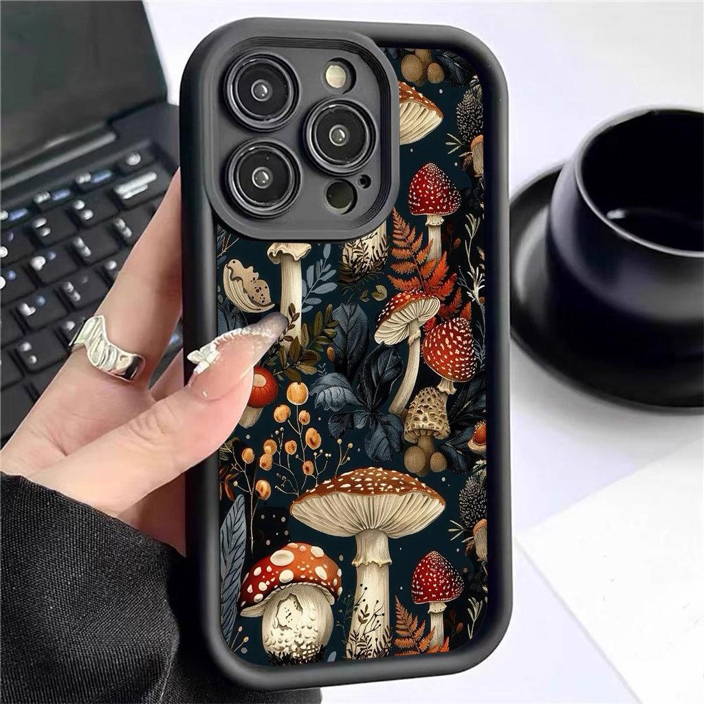 Черный ребристый чехол для iPhone с цветочным грибом для 15/16/17 Pro Max