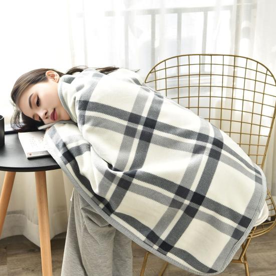 Зимнее плед-одеяло в клетку, супермягкое флисовое теплоизоляционное однобортное шаль-одеяло с ворсом