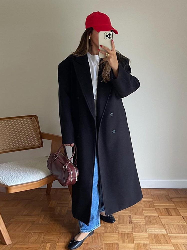 Женское шерстяное пальто - Коллекция Осень/Зима 2024, Стиль для города с пиджачным воротником