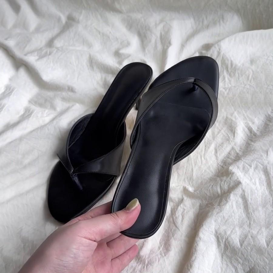 Ретро туфли на высоком каблуке с открытым носком, крутые шлепанцы-вьетнамки, женская уличная обувь с юбкой, простые темпераментные босоножки-стилеты