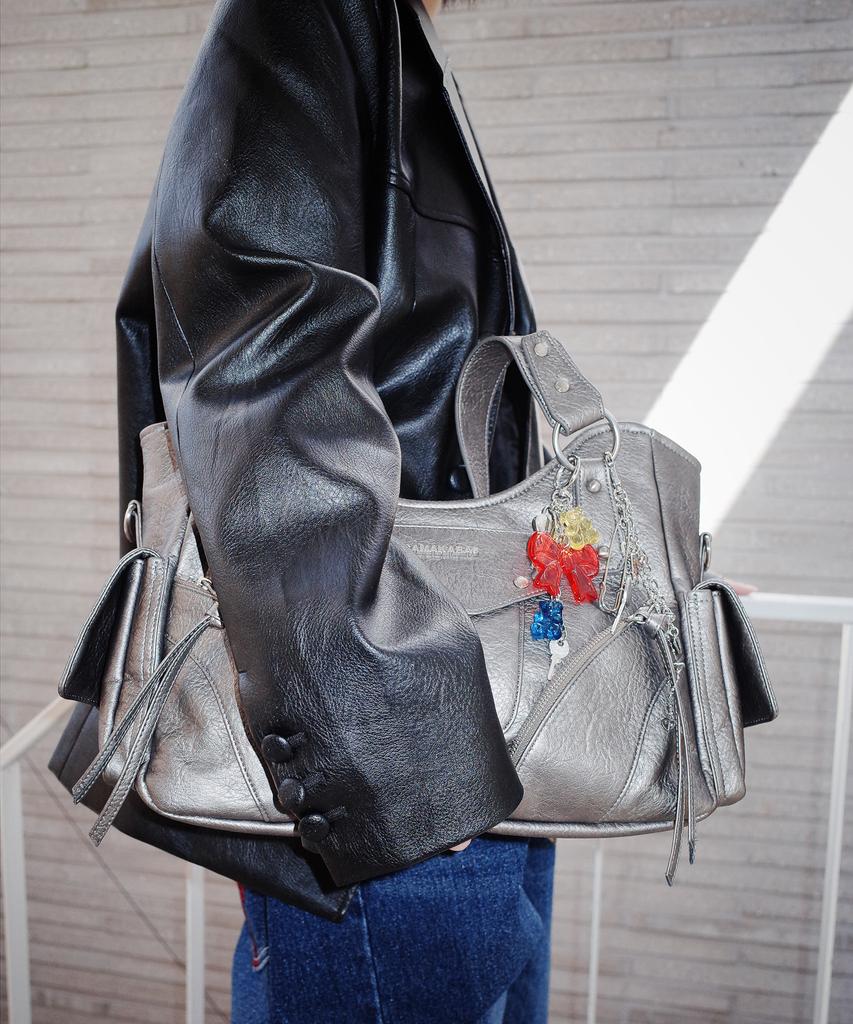 Iugamakaras Studded Leather Shoulder Bag (Silver)