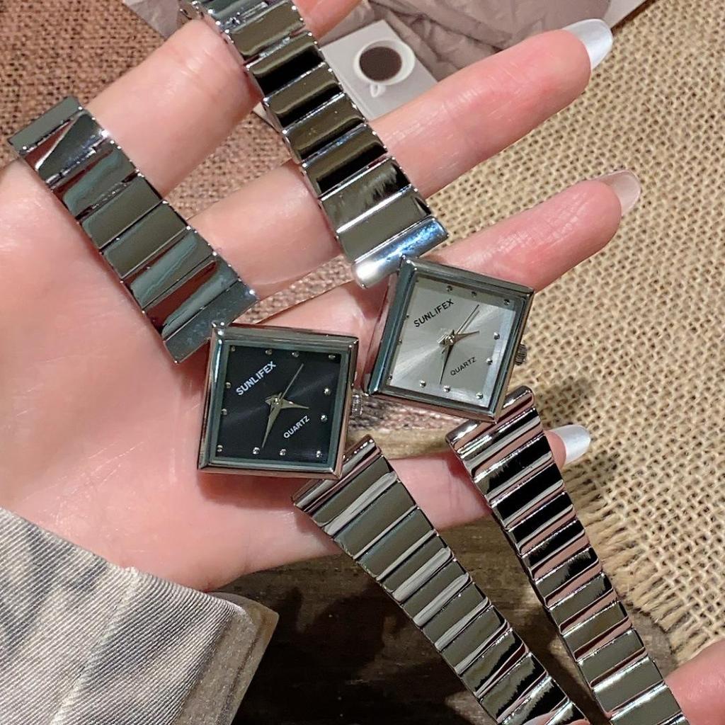 Женские кварцевые часы SUNLIFEX из нержавеющей стали золотого цвета, с неправильным ромбовидным корпусом и бамбуковым браслетом