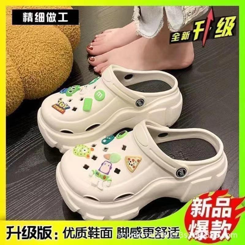 Super thick sweating dog hole shoes women's 2 platform beach shoes to increase the height and cool slippers to wear outside