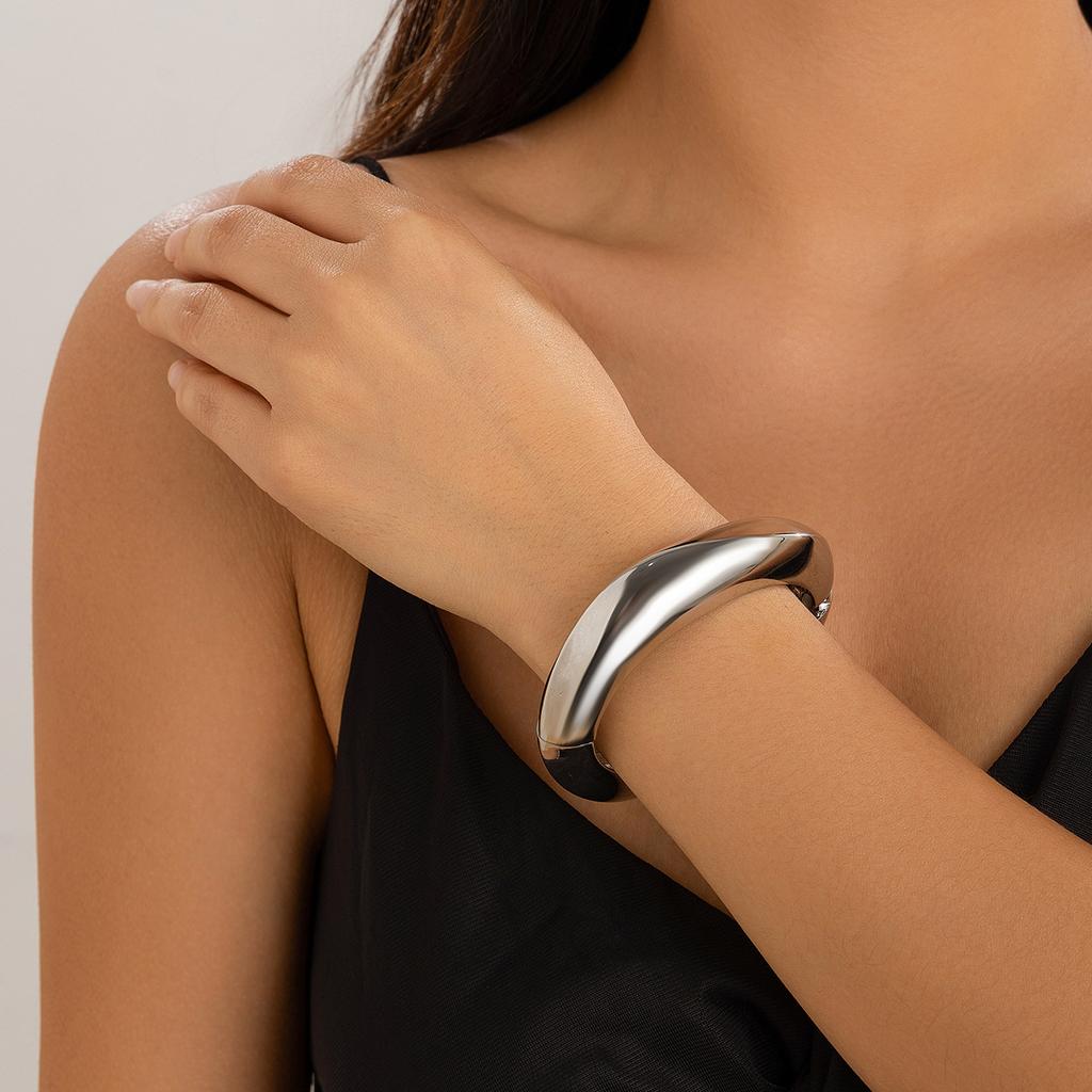 1 Pcs Exaggerated Spring Bangle Open Bracelet Punk Gold Silver Color Hip Hop Geometric Metal Cuff Wide Bangles for Women Jewelry Femme Accessories