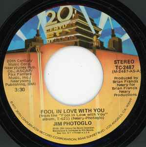 7-дюймовая пластинка JIM PHOTOGLO - Fool In Love With You TC2487 20th Century Fo 1981 US Поп Б/У
