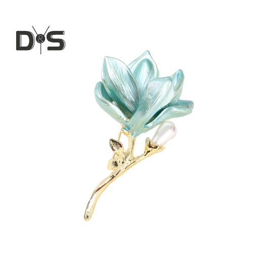 Magnolia Brooch Zinc Alloy Pin with Oil Dripping Process Decorative Pin T-Shirts Dresses Coats Badge Jewelry Accessory