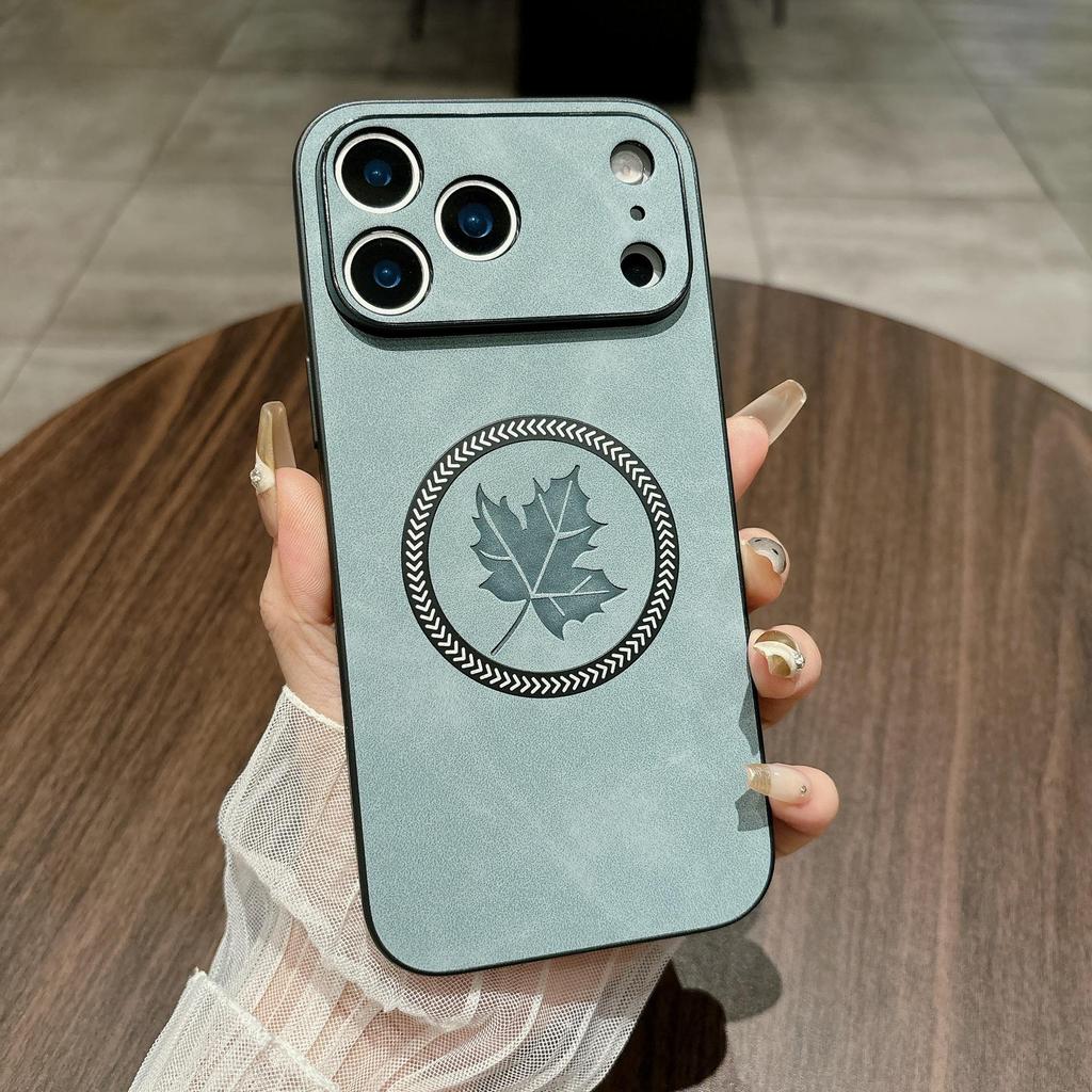 Роскошный замшевый магнитный чехол с кленовым листом для Apple 17 Pro Max