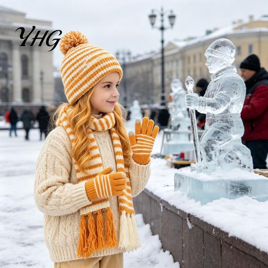 Теплый комплект из трех предметов для детей 1 Зимняя шапка Шарф Перчатки Детские, Полосатый вязаный комплект на флисовой подкладке с подарком Маленький помпон, Уютный для малышей Мальчиков Девочек Возраст от 3 до 8