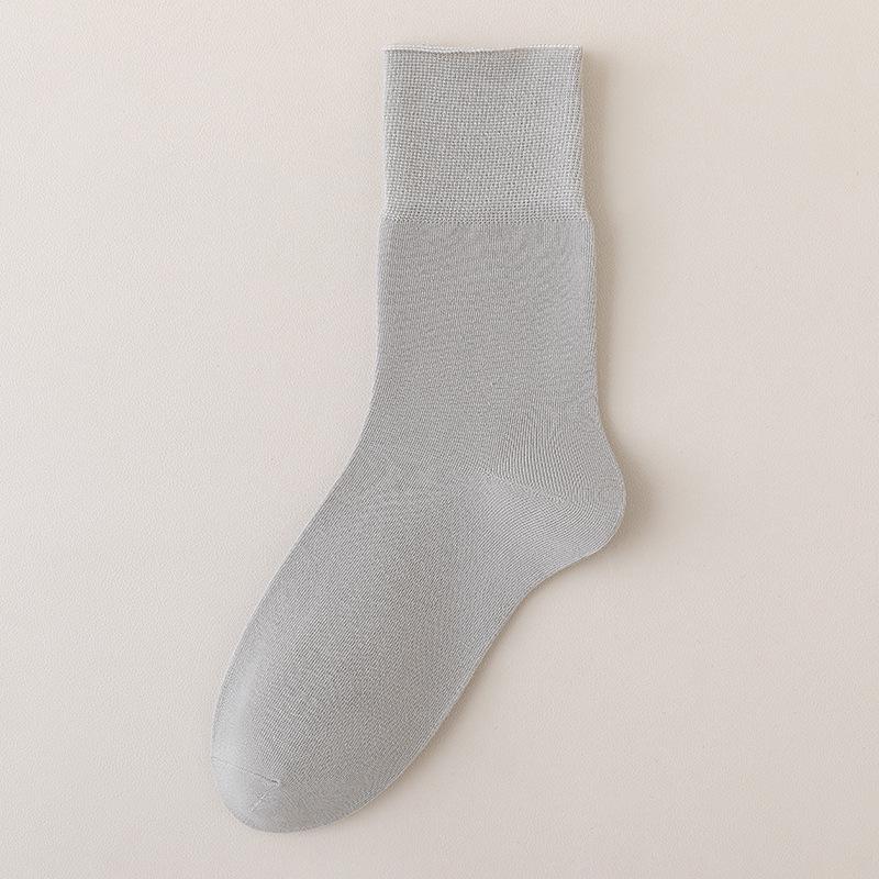 Женские хлопковые носки с антипиллингом: Однотонный, средней длины, впитывающий пот, дезодорирующий, без косточек, свободного кроя, для весны и осени.