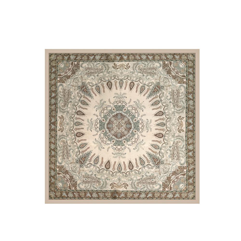 Luxury Square Silk Scarf Printing Design Silk Material Silk Scarves Soft Texture Breathable Women Hairband For Women and Girls