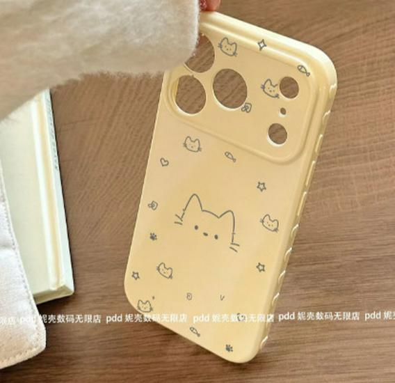 Чехол Line Cat для iPhone 17 Pro Max - Дизайн с окошком-сердечком, Размер 161514, Ниша 11