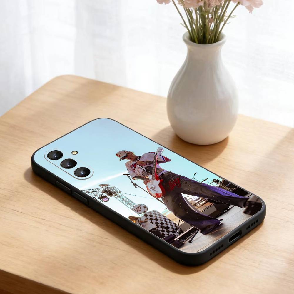 Чехол для телефона MGK Machine Gun K-Kelly для Samsung Galaxy A73,21,22,32,71,53,52,51,80,5G Мягкий черный чехол
