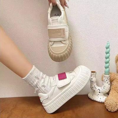 Осенняя женская обувь Маленькие белые туфли Женские новые сетчатые туфли Дышащая сетчатая повседневная обувь Спортивная обувь