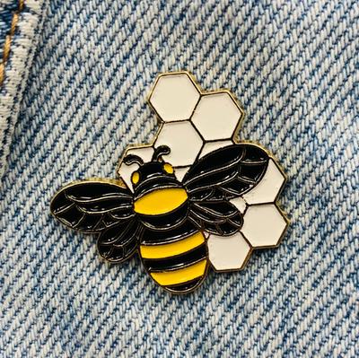 Новая эмалированная булавка в виде пчелы, животного, любви, меда, металлический соединитель, подарок на день рождения, 1 шт.
