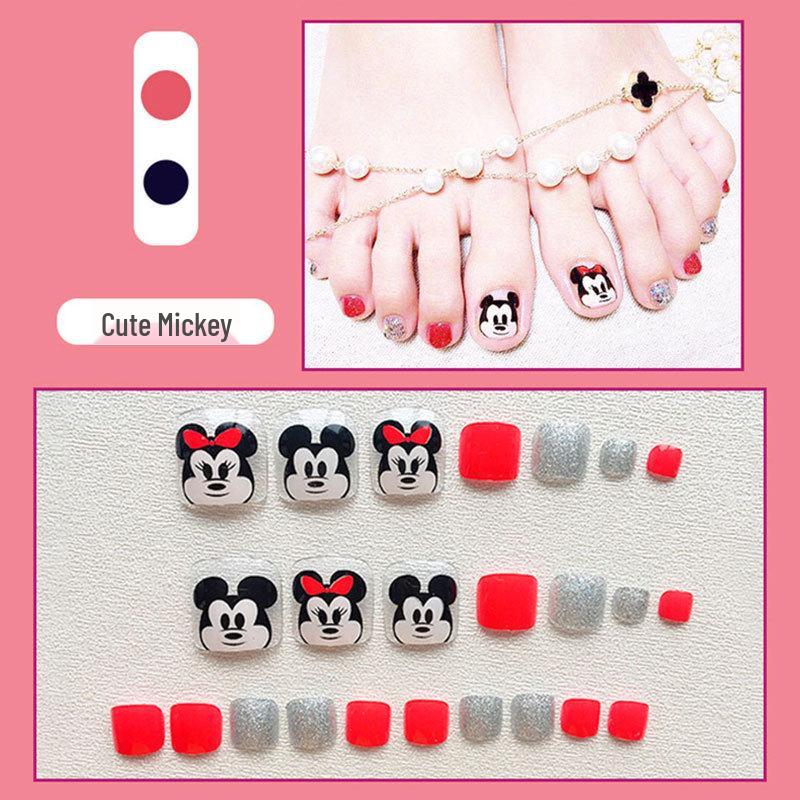 Press-On Toenail Art: Finished Nail Pieces and Wearable Patches