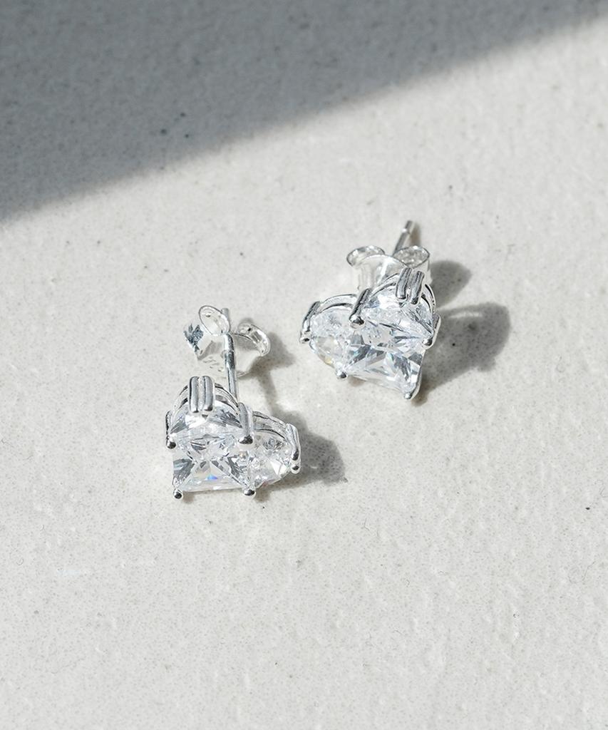 Серебряные серьги-гвоздики Alleun Silver 925 с объемным кубическим сердцем