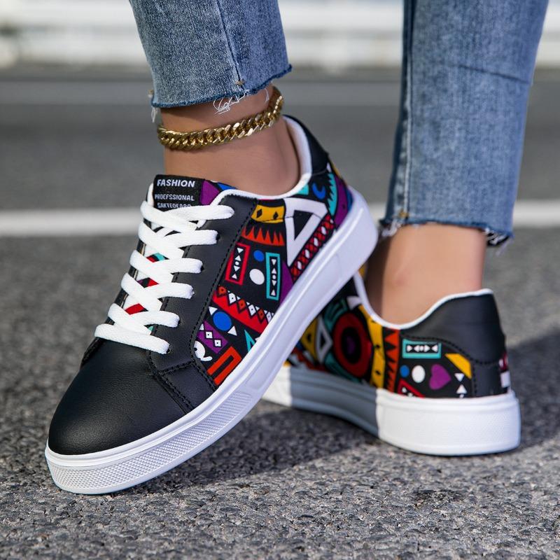MAEDEF Женская спортивная обувь Мужская вулканизированная обувь На шнуровке Женские кроссовки Парная модная обувь с принтом граффити Повседневная обувь на плоской подошве