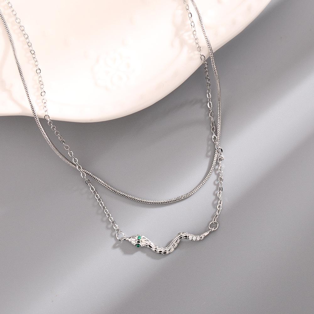 Двухслойное ожерелье-змея с зелеными глазами Изысканное и уникальное волнистое животное змея цепочка на ключицу зеленый цирконий змея зодиакальный кулон