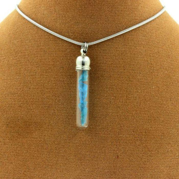 Stones and Minerals. Raw Neon Blue Apatite Necklace. Tube Model. Color Silver.