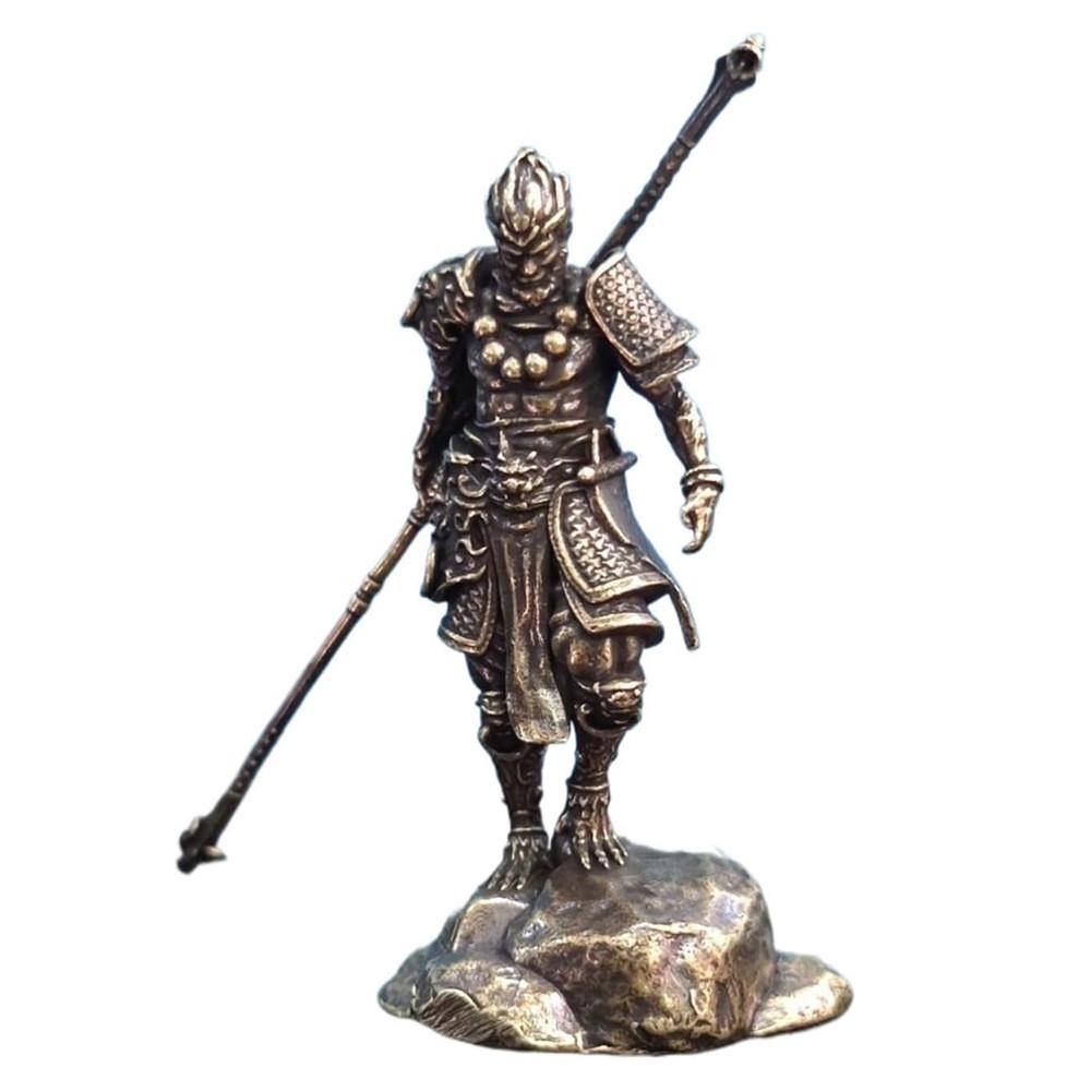 Elegant Metal Wukong Figurine For Artistic Home And Office Desk Decoration
