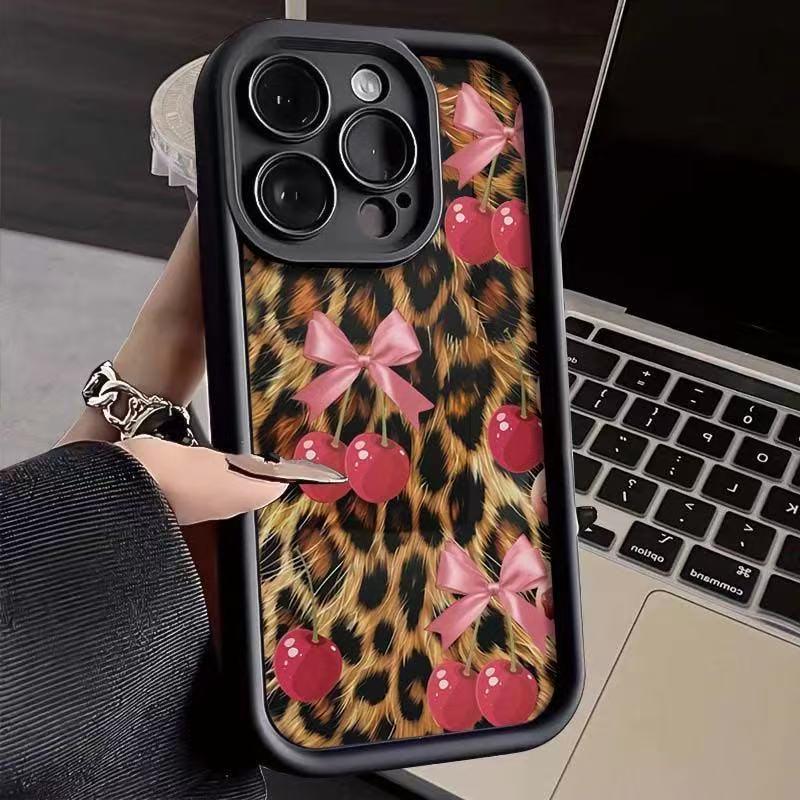 Чехол для iPhone 17/17 Pro Max/16/15/14 Pro/13/12 с принтом "Вишневый леопард"