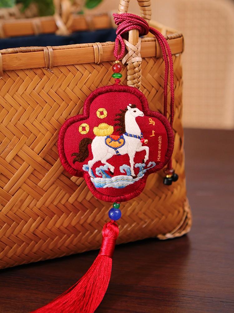 Year of the Horse New Year Sachet Embroidery DIY Handmade Material Kit Small Horse Sachet Hanging Ornament Ancient Style Tassel Pendant Holiday Gift