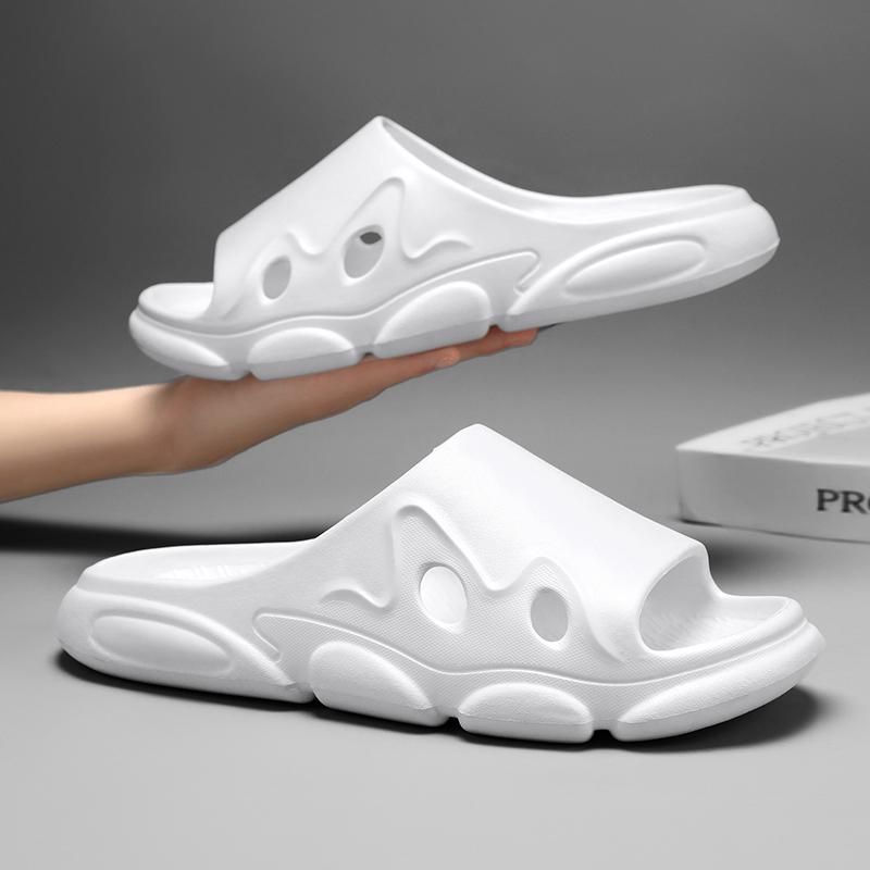 Fashion Men and Women Lightweight Non-slip Slippers Couple Sandals Summer Beach Sandals EVA Thick Soled Family Fashion Bathroom Shoes