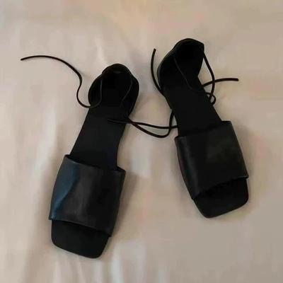 Модные женские сандалии с квадратным носком, балетки, повседневная обувь 2025 лето, удобная обувь для ходьбы, шлепанцы с открытым носком, модные пляжные шлепанцы