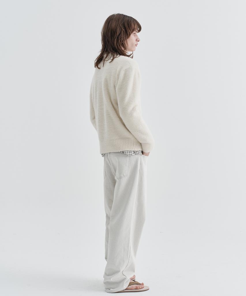 EZIO Fluffy Angora Round Knit_Ivory