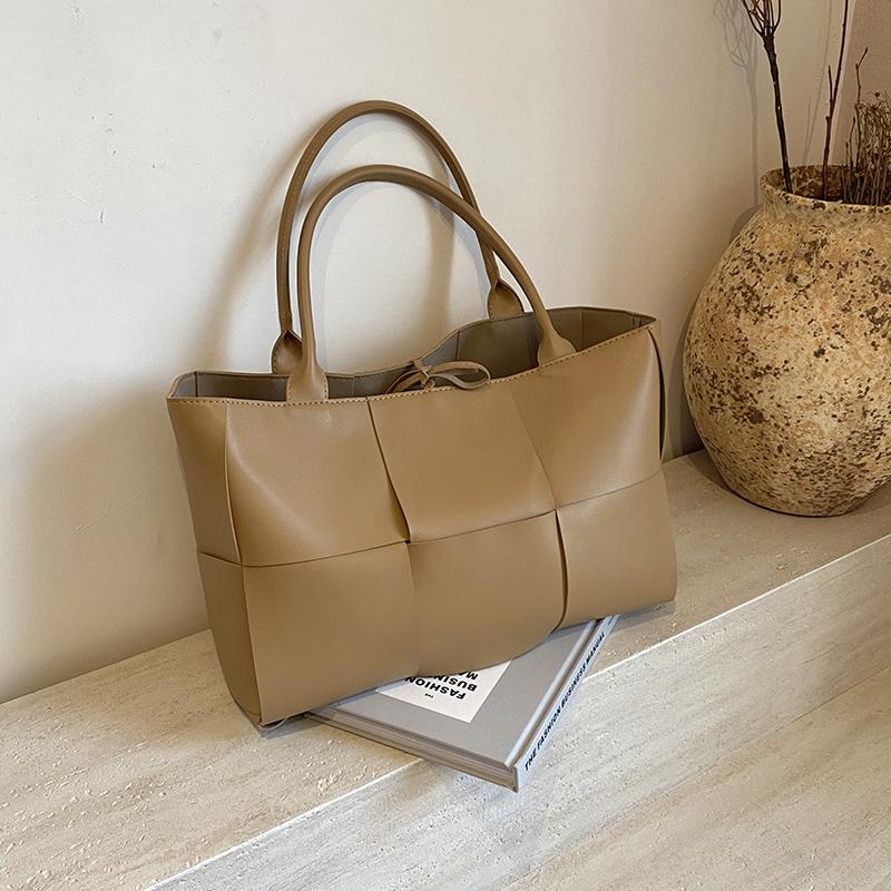 Большая вместительная мягкая сумка-тоут из ПУ для женщин, роскошная дизайнерская сумка, плетеный дизайн, сумки через плечо, женская модная сумочка