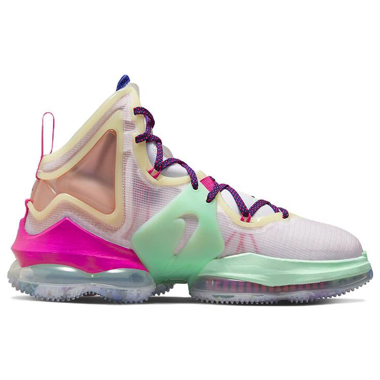 Nike LeBron 19 'Valentine's Day' DH8459-900