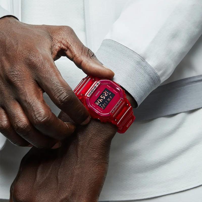 Casio G-Shock Summer Translucent Jelly LCD Display Reverse Shock Resistant Quartz Watch Resin Strap Men watches Red DW-5600SB-4PRABS
