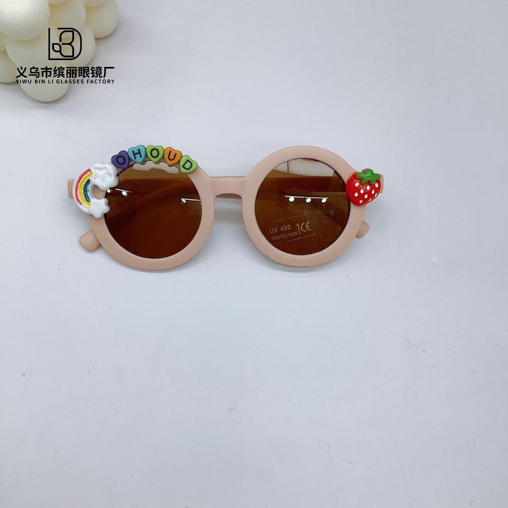 Модные детские солнцезащитные очки Защита от солнца Защита от ультрафиолета Солнцезащитные очки для мальчиков и девочек Милые очки в форме клубники