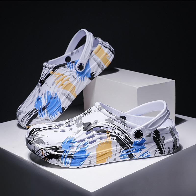 Fashion Big Size 38-49 Summer Men Sandals Light EVA Casual Shoes Hole Shoes Clogs Lovers Home Garden Outdoor Male Beach Flat Slippers