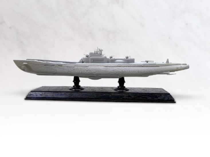 Aoshima Bunka Kyozaisha Arpeggio of Blue Steel Submarine I401 Scale Plastic Model -Ars Nova- No.1 1/700