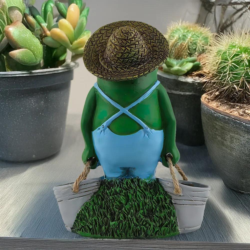 Small Creative Frog Decorative Ornaments Top Quality for Outdoor Courtyard Balcony Garden Succulent Flowerpots Unique Festival