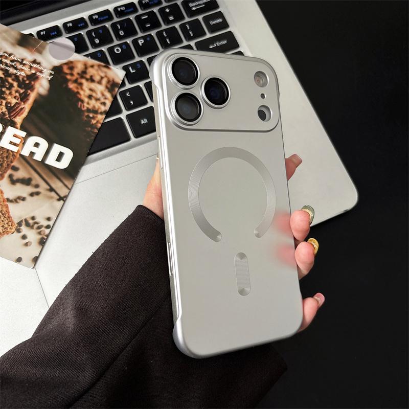 Безрамочный Магнитный Чехол Для iPhone 17 Air 16 15 14 Plus 13 12 11 Pro Max Plus Для Magsafe Защита Камеры Жесткая Задняя Крышка из Поликарбоната