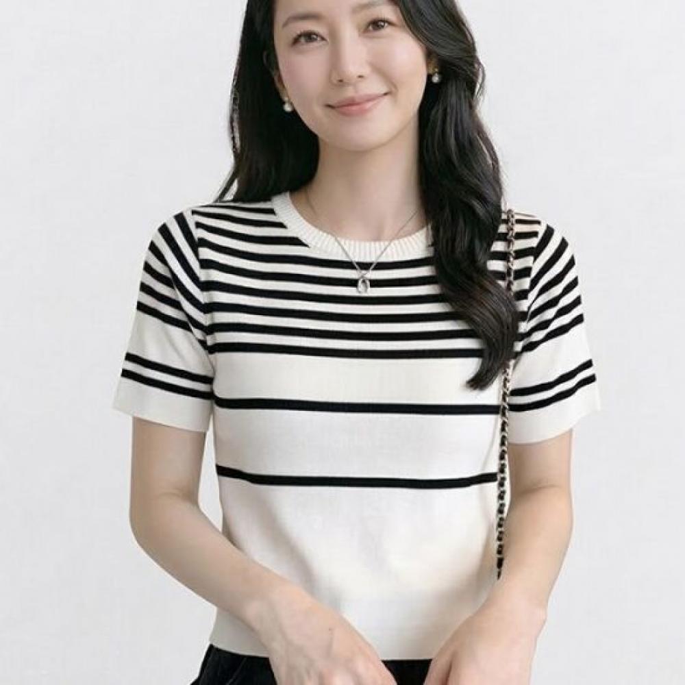 Navava Women Daily STripe PoinT Round Neck Crop ShorT Sleeve KniT T shirT Nk3596