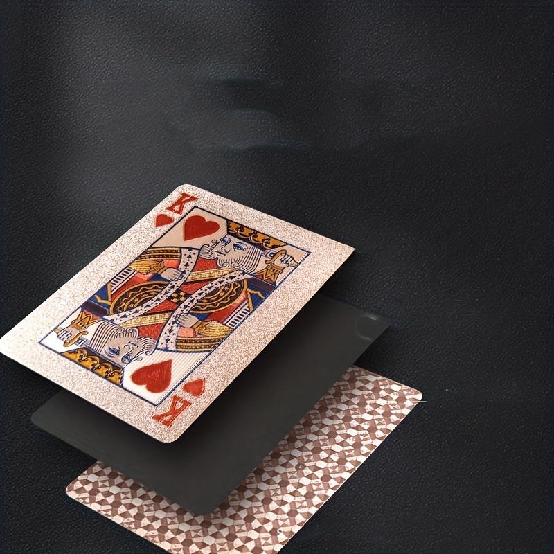 Высококачественный игровой набор: 1 колода водонепроницаемых и износостойких игральных карт из розово-золотой фольги PET с 50 круглыми реквизитами