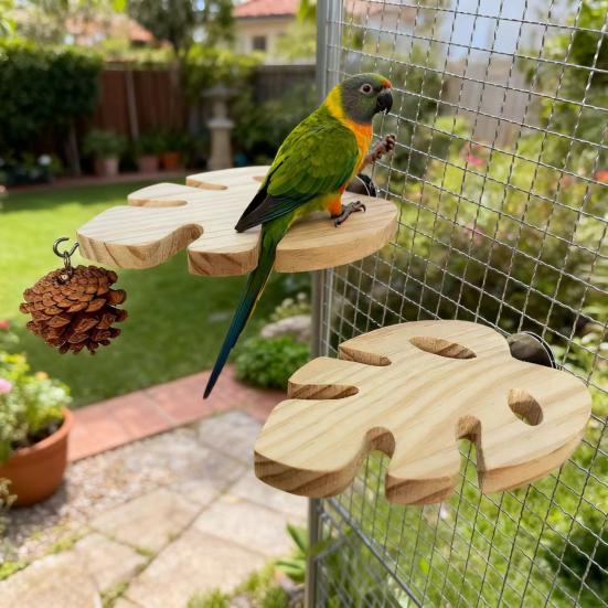 Жердочка для клетки попугая Деревянная платформа-подставка для попугая Лист Монстеры Плоская жердочка с сосновой шишкой для корелл, конуров, Жако Обточка когтей