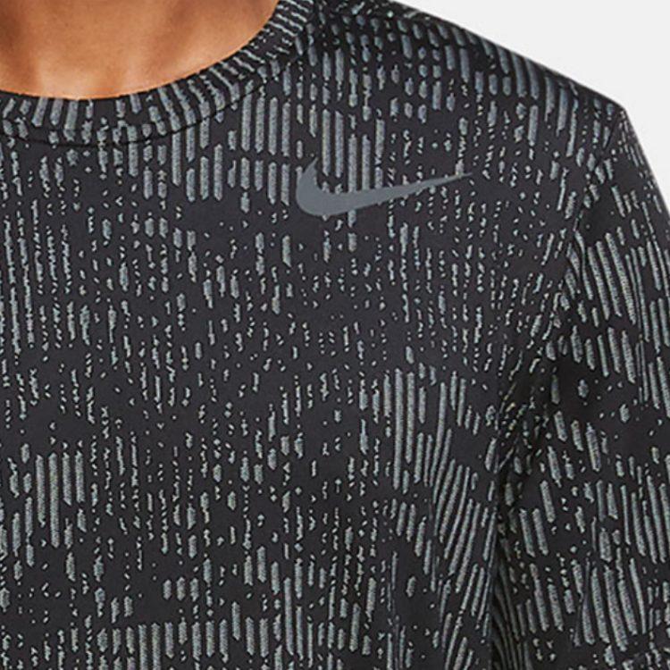 Nike Футболки мужские черные с круглым вырезом умеренного прямого кроя CJ4635-010