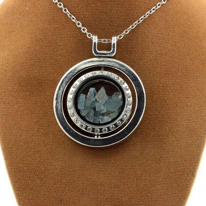 Stones and Minerals. Raw Aquamarine Necklace. Spherical Hourglass Model.