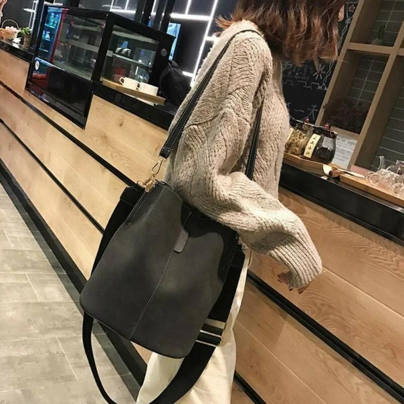 New Single Shoulder Bag Women's Bag Trendy and Versatile Simple and Fashionable Korean Edition Large Capacity Shoulder Handheld