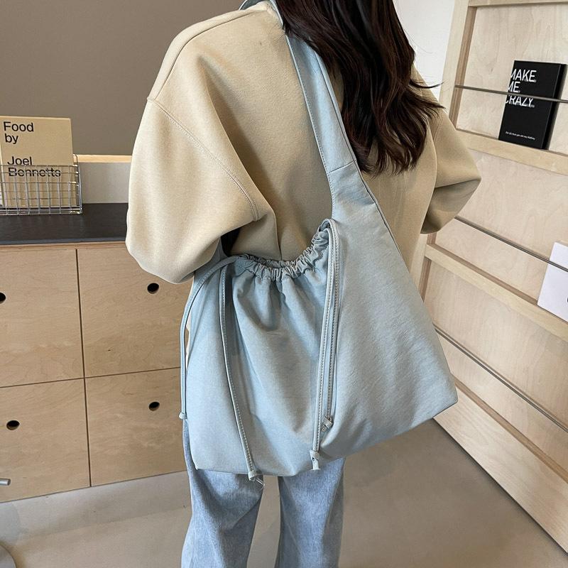 Fashion Drawstring Canvas Bag Women's New Large-capacity Casual Shoulder Bag College Students Class Universal Messenger Bag