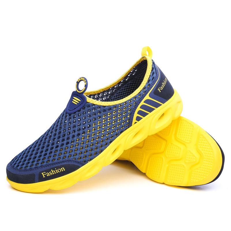 Summer Men Casual Shoes Mesh Men's Shoes Breathable Slip On Beach Shoes Soft Comfortable Walking Shoes