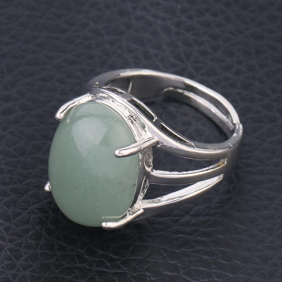 Женские кольца с натуральными кристаллами