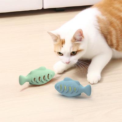 Самоигровая устойчивая к укусам игрушка-прорезыватель с кошачьей мятой для кошек